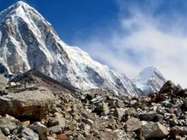 Complete Guide to Everest Base Camp
