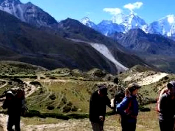 Trekking in Nepal Without a Guide