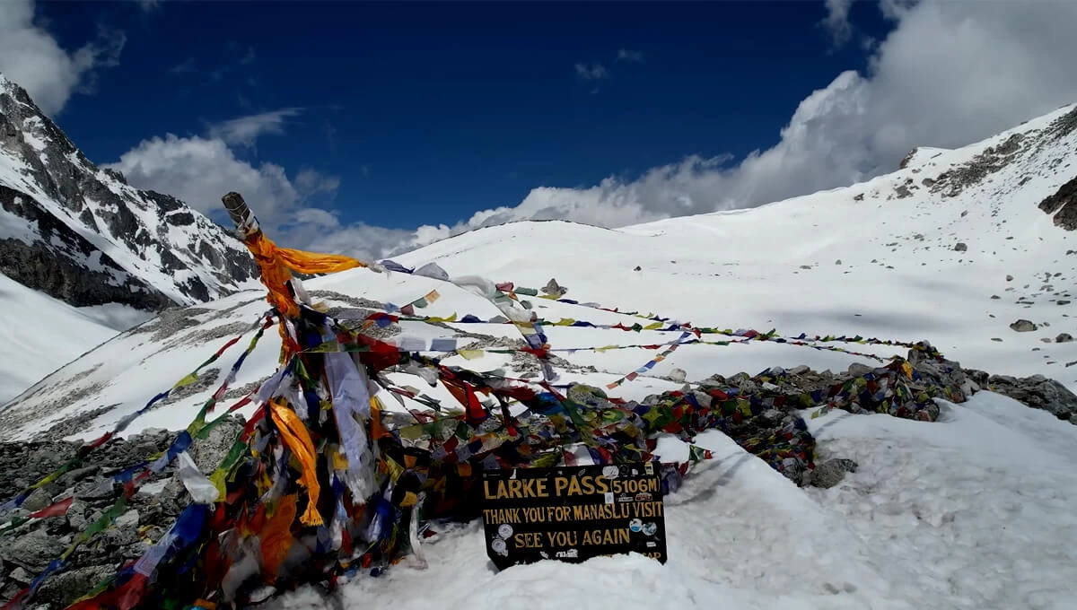 Larke Pass Manaslu Circuit Trek