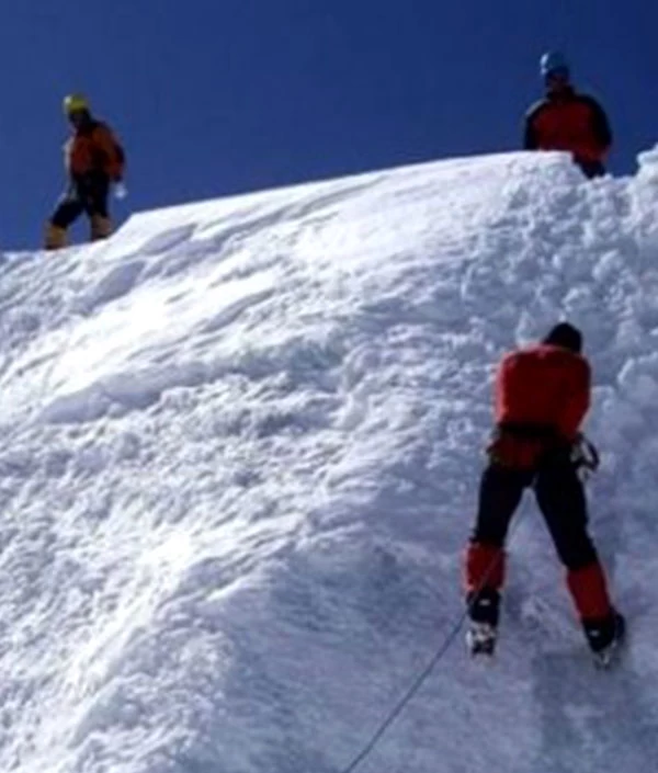 Hiunchuli Peak Climbing